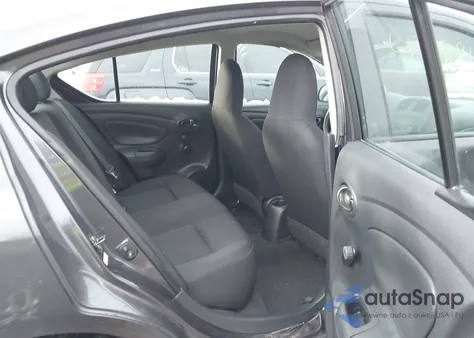 2015 Nissan Versa 1.6 S+ z USA, uszkodzony, nr VIN 3N1CN7AP3FL882010